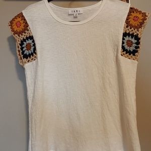 Knit sleeved tee!